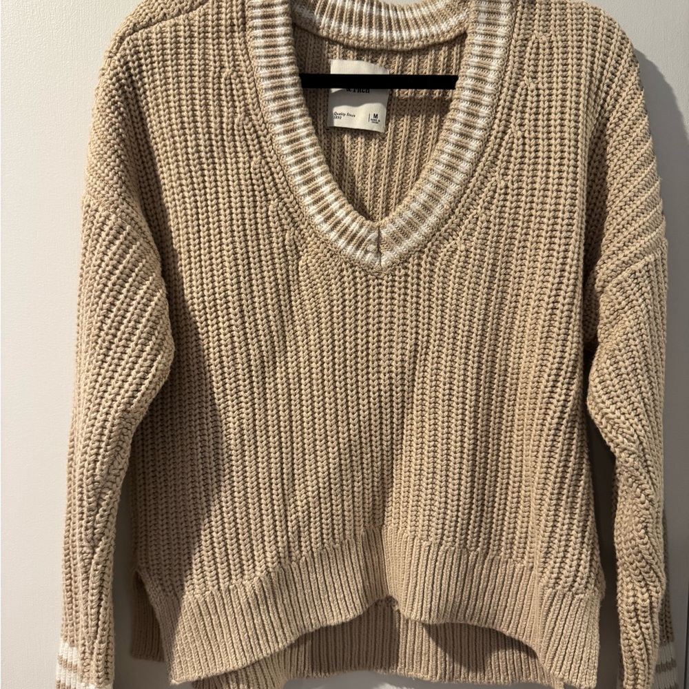 Abercrombie & Fitch Beige V-Neck Sweater